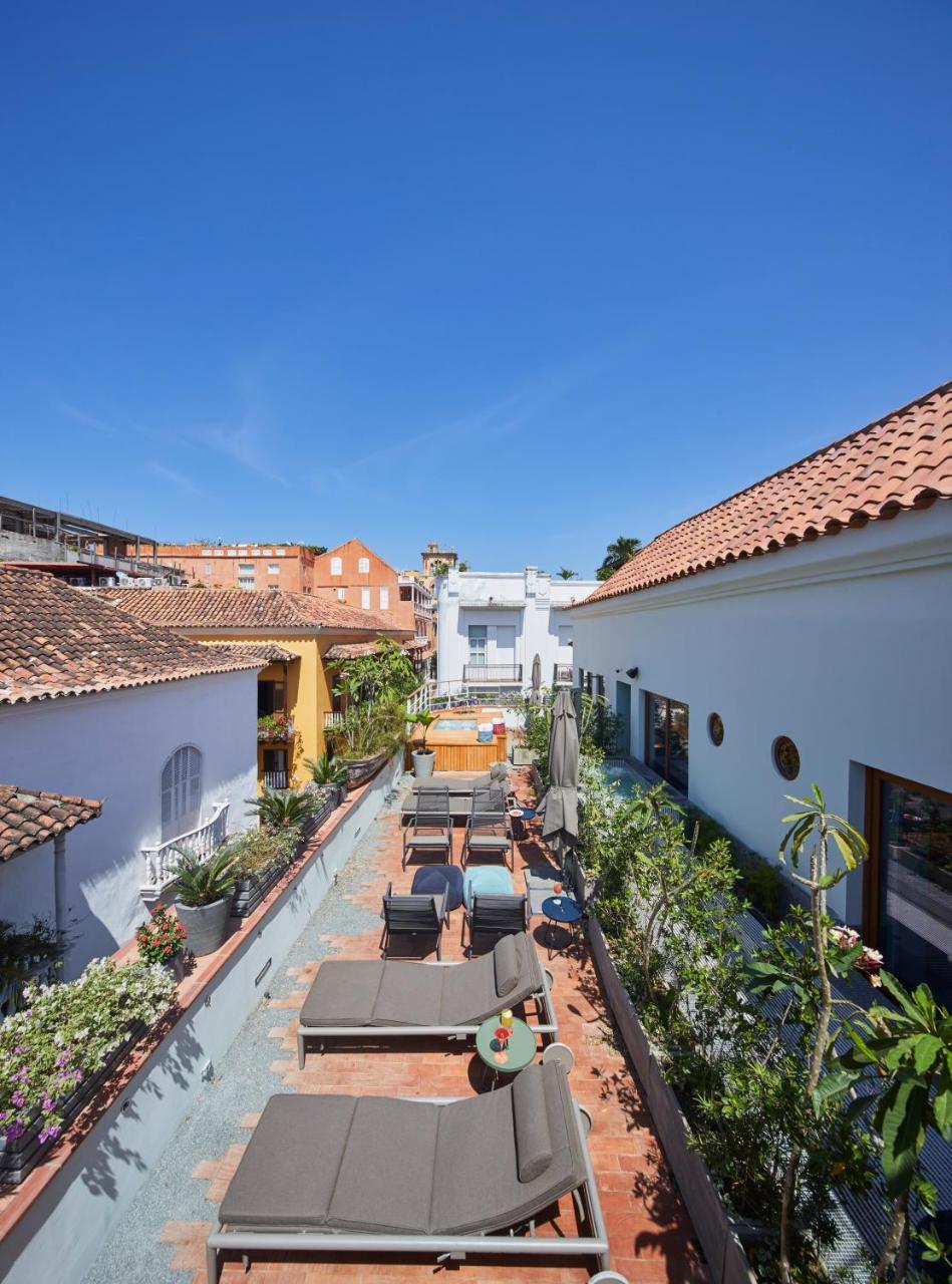 Hotel Boutique Casona Del Colegio Cartagena Exterior photo Patio of the Casa de los Capitanes Generales